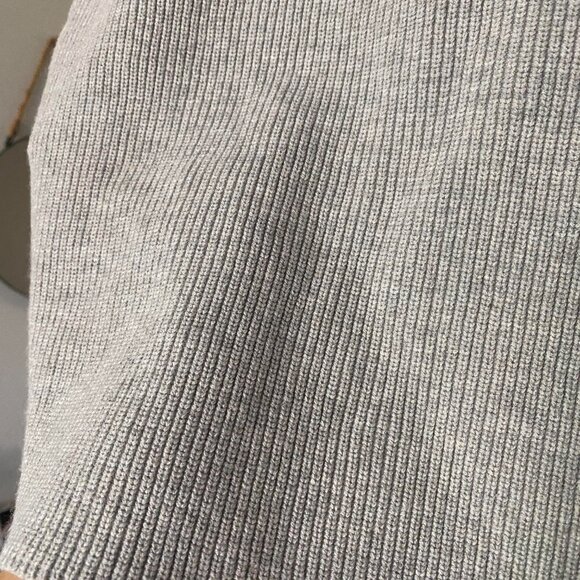 ARITZIA Wilfred Free Grey Knit Ribbed Bodycon Mini Skirt Size M - Picture 5 of 6